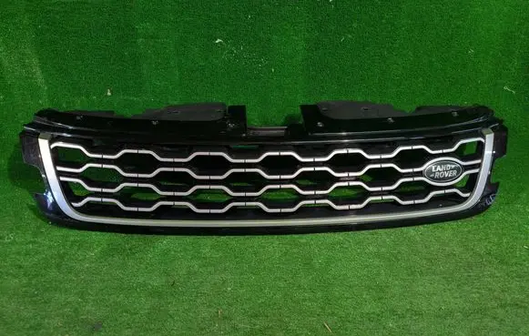 Land Rover Evoque II Front grill K8D2-8C436-AA