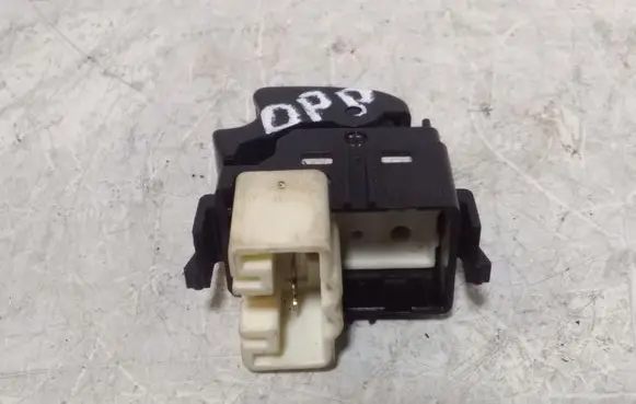 Toyota Yaris Electric window control switch