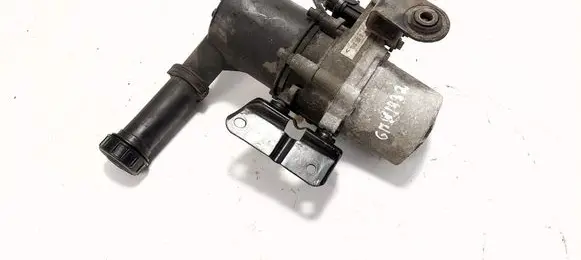 Peugeot 5008 Power steering pump 9670608480