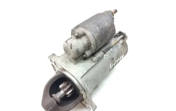 Opel Zafira B Starter motor