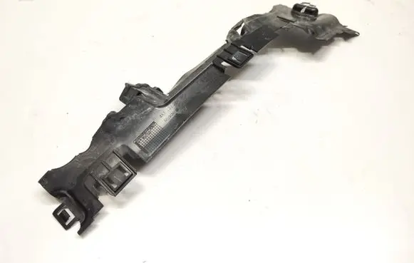 Audi e-tron Intercooler air guide/duct channel 4KE121284B