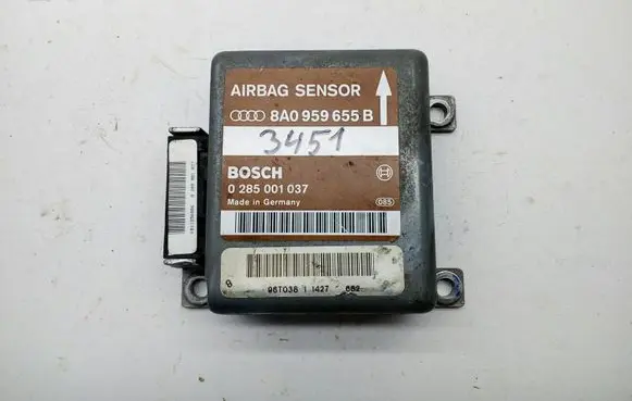 Audi A6 S6 C4 4A Airbag control unit/module 8A0959655B 0285001037