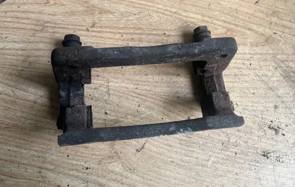 Honda Civic Front Brake Caliper Pad/Carrier 