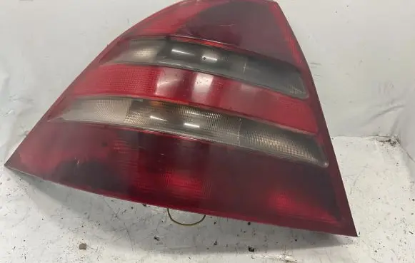 Mercedes-Benz S W220 Rear/tail lights