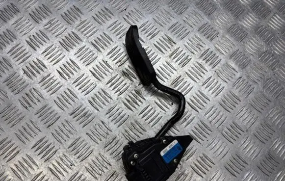 Ford Galaxy Accelerator throttle pedal 7M3723507D YM219F836FB 6PV00777002