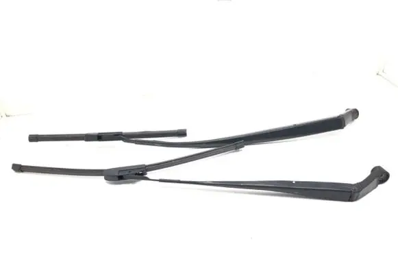 Toyota Auris 150 Front wiper blade arm