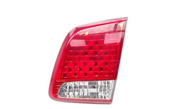 KIA Sorento Tailgate rear/tail lights