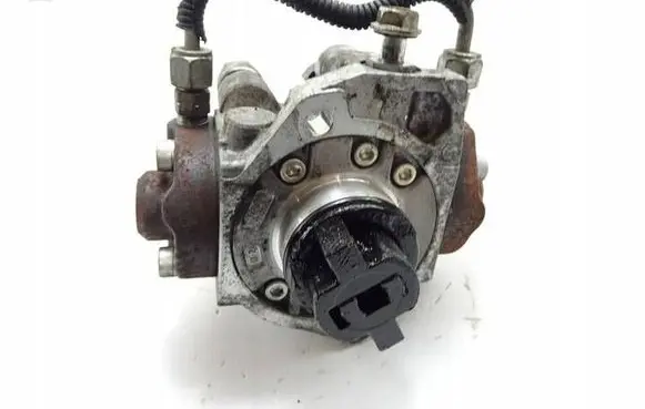 Mazda CX-5 Fuel injection high pressure pump SH0113800B 2940001661