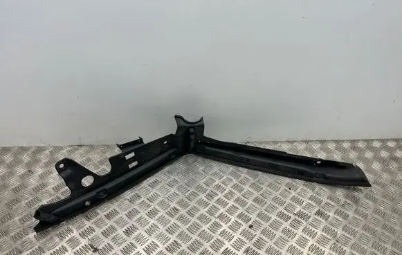 BMW 5 G30 G31 G38 Other engine bay part 7349605