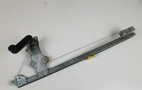 Renault Trafic II (X83) Front door manual window regulator 