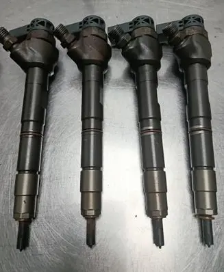 Fuel injectors set