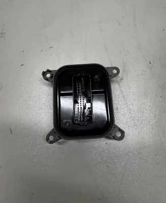 Tesla Model S Light module LCM P153292502C P1532925