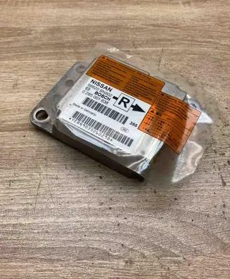 Nissan Almera N16 Airbag control unit/module 98820BN902 0285001638