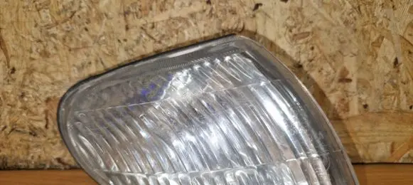 Mazda Xedos 9 Front indicator light 0520697