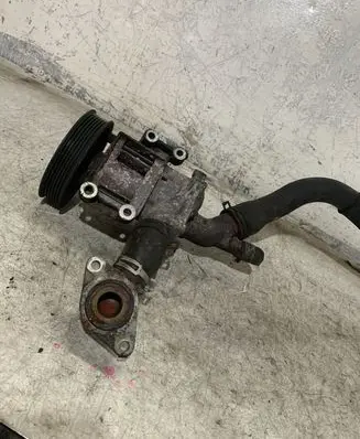 Mini One - Cooper R50 - 53 Water pump 04683092