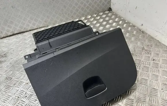 Glove box set