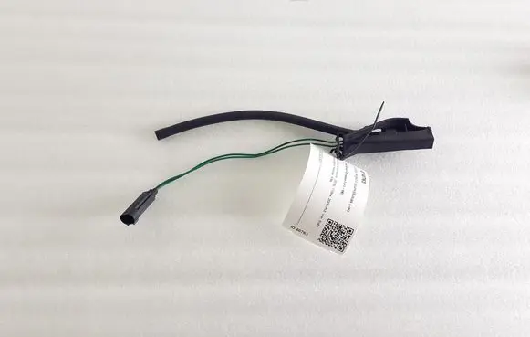 Windshield washer spray nozzle