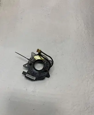 Land Rover Discovery 3 - LR3 Airbag slip ring squib (SRS ring) YRC500080 UG0821103132