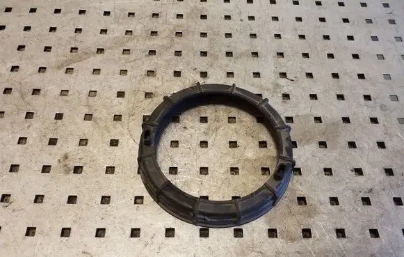 Peugeot 3008 I In tank fuel pump screw locking ring/nut 9633283880