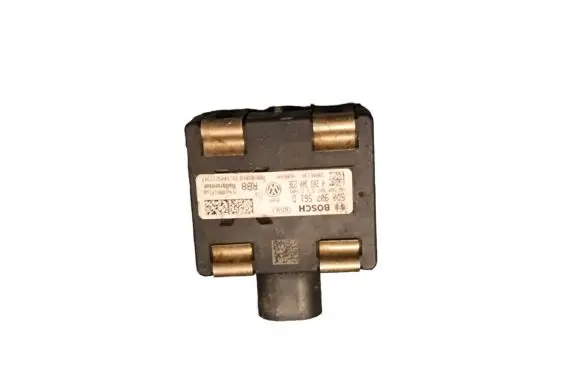 Volkswagen Golf VII Distronic sensor radar 5Q0907561D 0203300238 5Q0907572D
