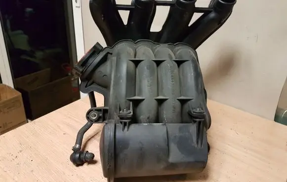 Audi A4 S4 B6 8E 8H Intake manifold 06B133210A 2900308779