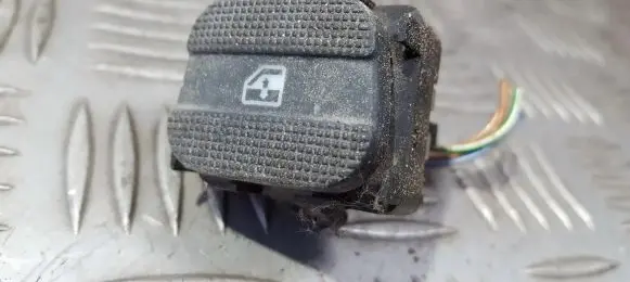 Volkswagen PASSAT B4 Electric window control switch 3A0959855B