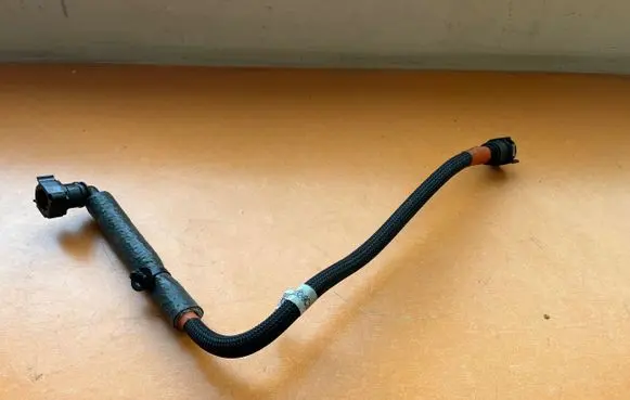Land Rover Discovery Sport Fuel main line pipe HJ329C330DA
