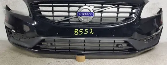 Volvo S60 Front bumper 31323831