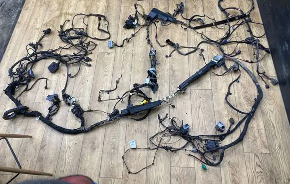 Opel Insignia A Wiring harness 13285838