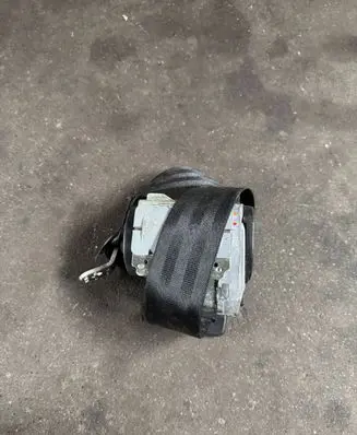 Audi A5 8T 8F Rear seatbelt 8F0857805
