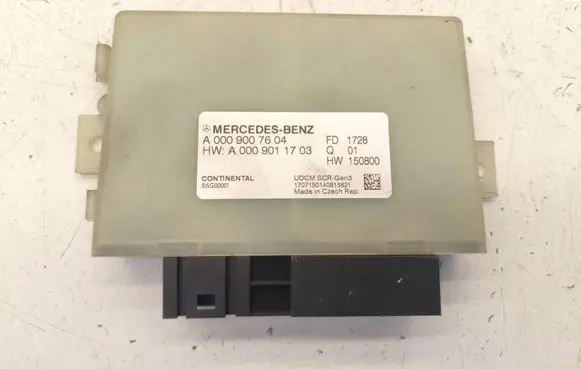 Mercedes-Benz E W213 Reducing agents exhaust control unit A0009007604 A0009011703