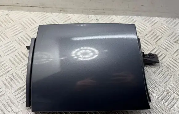 Nissan Note (E11) Rear/tail light trim molding 781289U08E 781289U01A