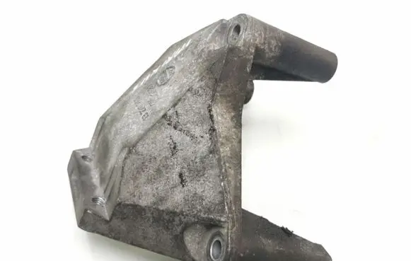Opel Astra H Engine mounting bracket 13226751