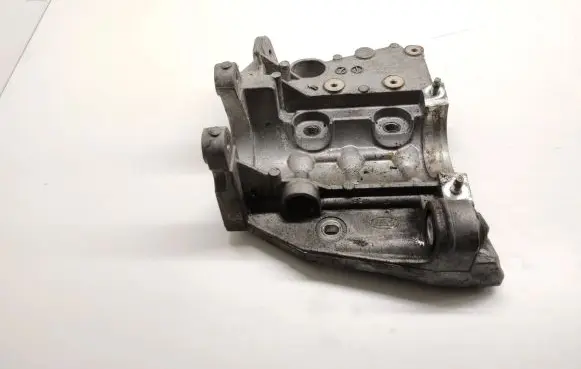 Land Rover Discovery Sport Engine mounting bracket Gj324h473ad
