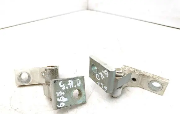 Rear door hinge set