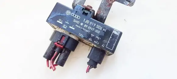 Skoda Roomster (5J) Coolant fan relay 1j0919506m 898967000
