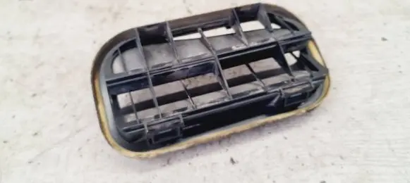 Mercedes-Benz B W245 Quarter panel pressure vent A1698310144