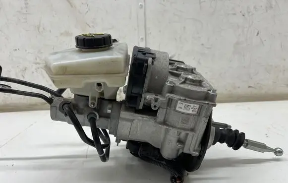 Porsche Panamera (971) Brake booster 971614105T