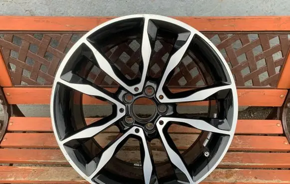 Mercedes-Benz GLA W156 X156 R19 alloy rim 