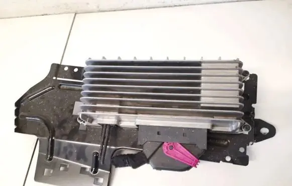 Audi Q7 4L Sound amplifier 4l0035464