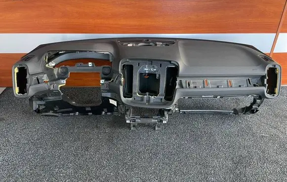 Volvo XC40 Dashboard 31442543