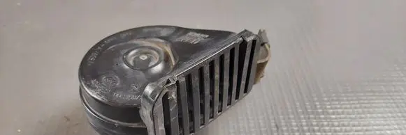 Skoda Superb B8 (3V) Horn signal 4L31052017 E3007042
