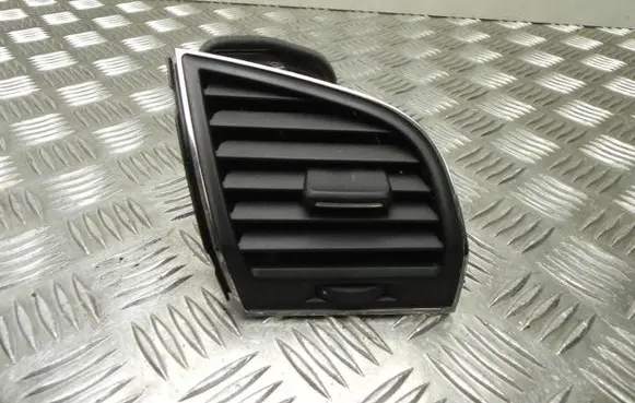 Skoda Fabia Mk3 (NJ) Rear air vent grill 6V0819702C