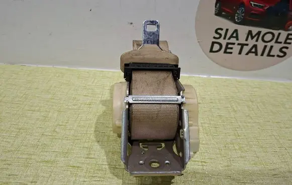 Jaguar XF X250 Middle seatbelt (rear) 34017852B 200508046