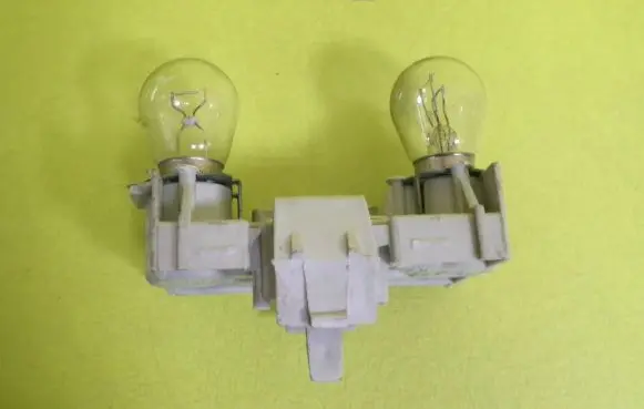 Fiat Punto (176) Tail light bulb cover holder