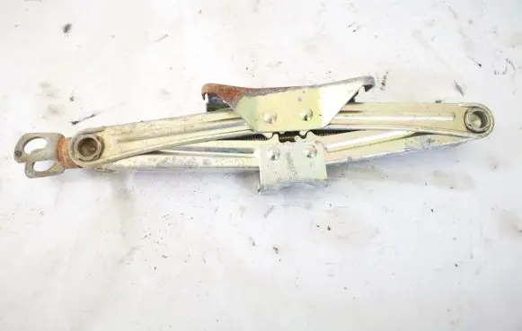 Mitsubishi Carisma Lift Jack 