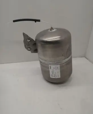 Mercedes-Benz GLE (W166 - C292) Air suspension tank/reservoir A1663200015