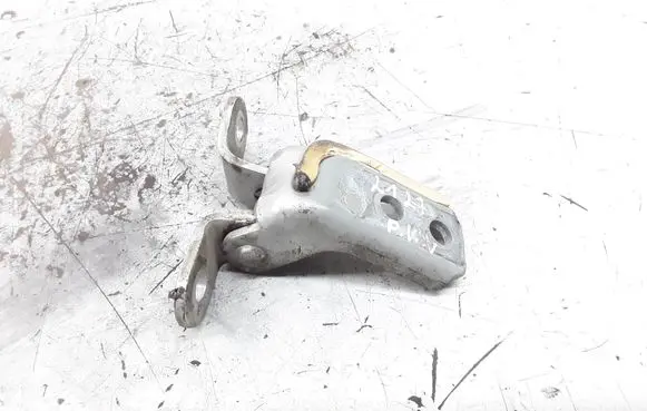 Toyota Corolla Verso AR10 Front door upper hinge