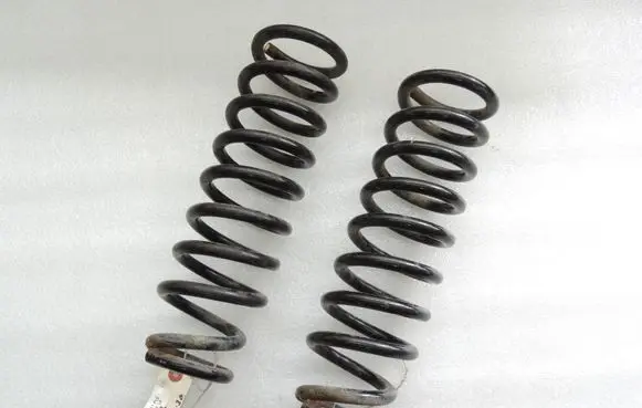 Mitsubishi Outlander Rear coil spring 4140A424
