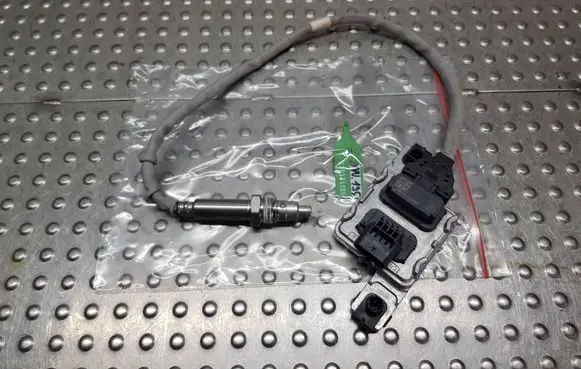 Volkswagen Caddy Lambda probe sensor S26371195 04L907805BE